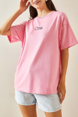 Pembe Bisiklet Yaka Yazılı Oversize Tshirt 5YXK1-48703-20 - XHAN